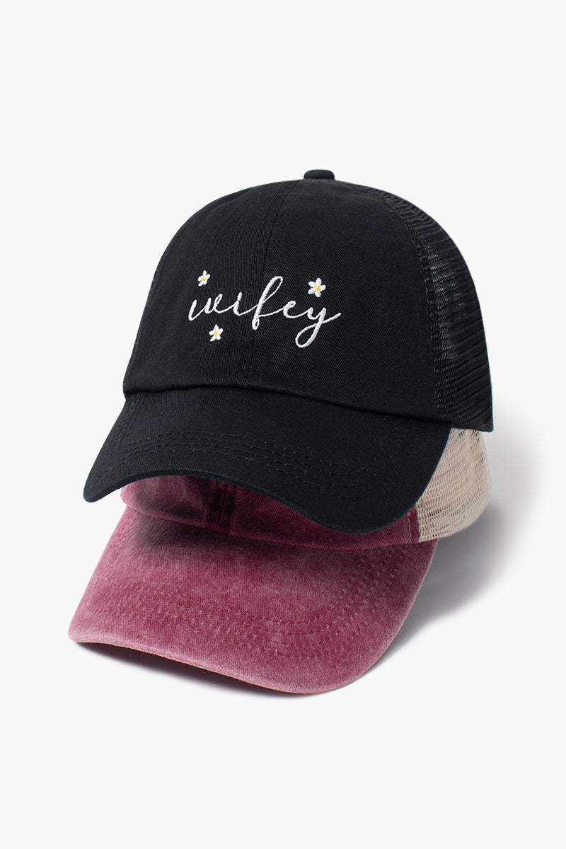 LCAPM1627 - Wifey and daisy embroidered mesh back baseball cap