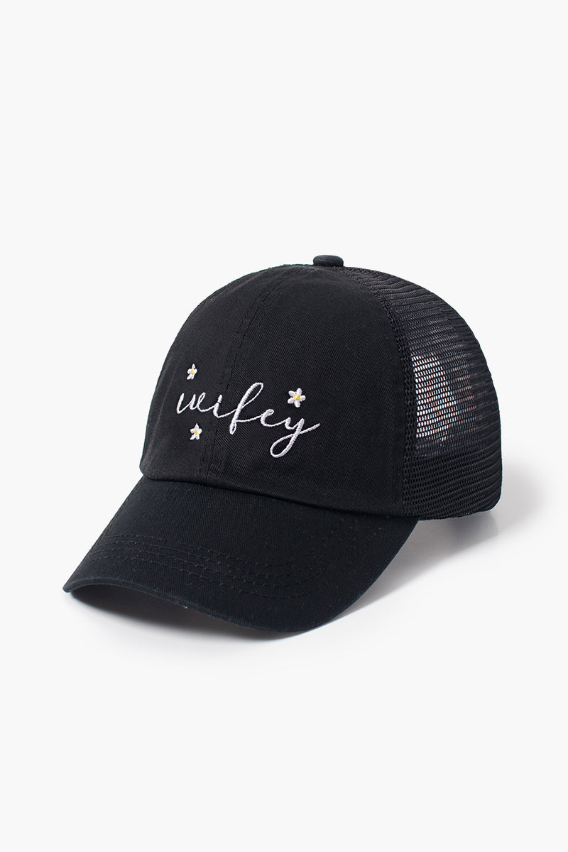 LCAPM1627 - Wifey and daisy embroidered mesh back baseball cap