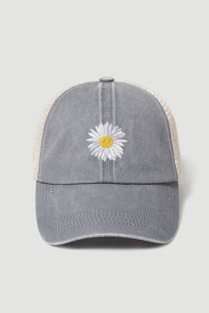 LCAPM1664 - Daisy flower embroidered mesh back baseball cap