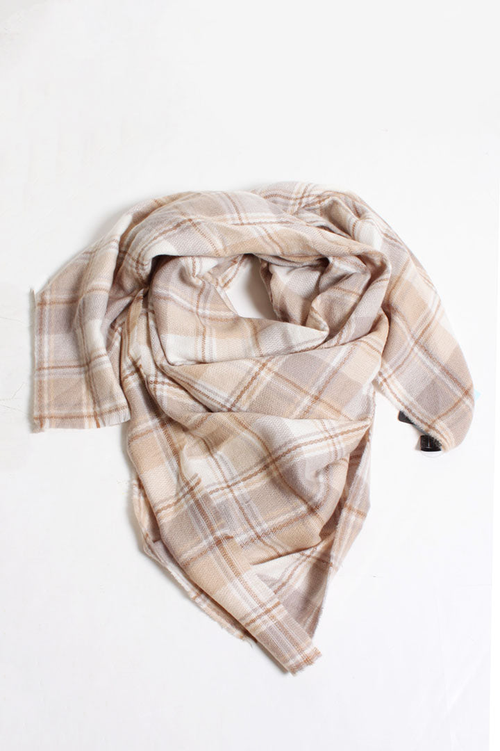 SNSFQW9025 - Square Woven Checkered Scarf - David and Young Fashion Accessories